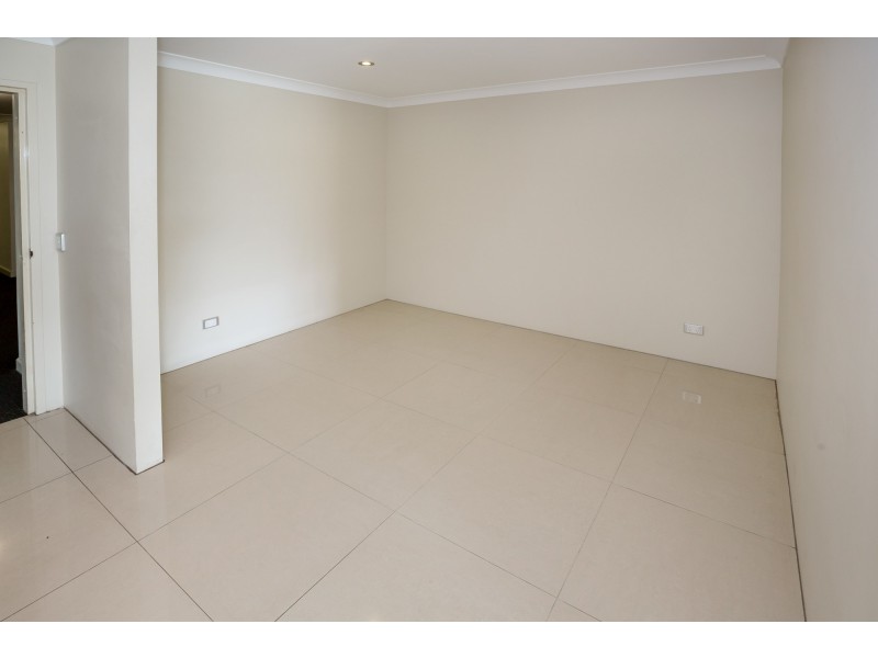 11/8 Georgina Street, Woody Point QLD 4019