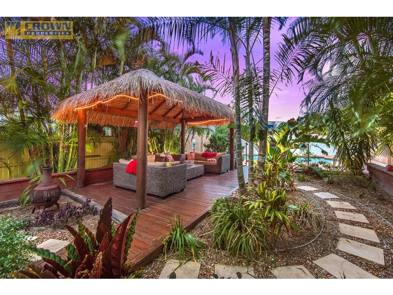 44a Palmtree Ave, Scarborough QLD 4020