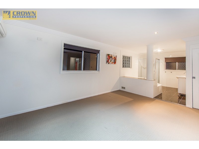 44a Palmtree Ave, Scarborough QLD 4020