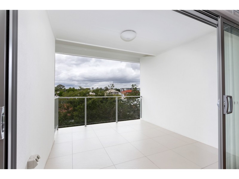 9/586 Sherwood Road, Sherwood QLD 4075