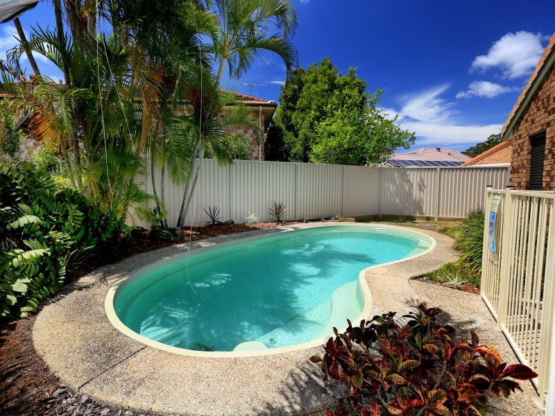 2 Cheshire, Kippa-ring QLD 4021