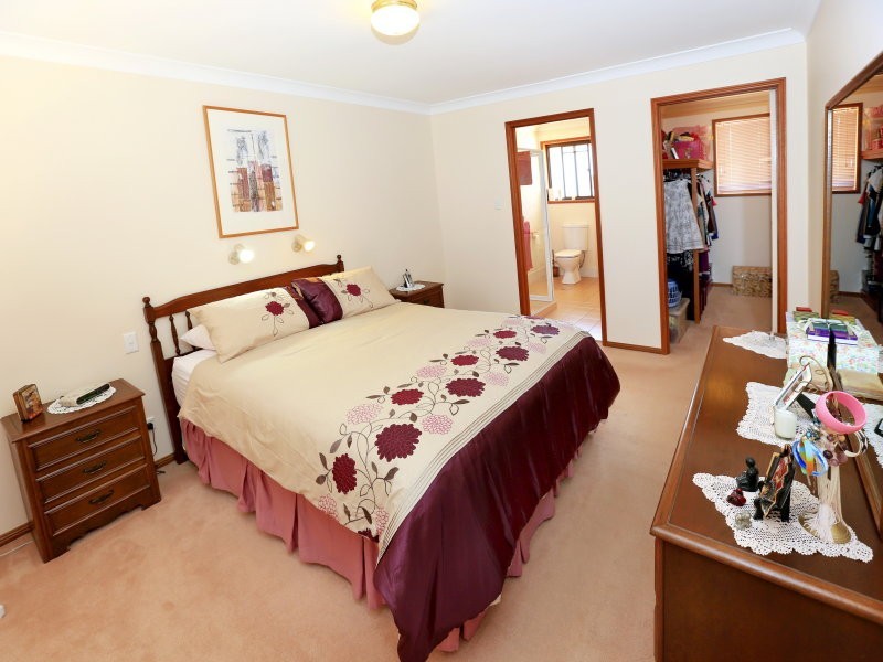 2 Cheshire, Kippa-ring QLD 4021