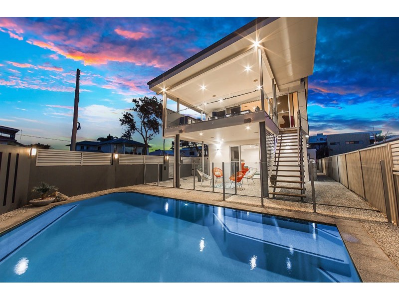 11 Fortune Street, Scarborough QLD 4020