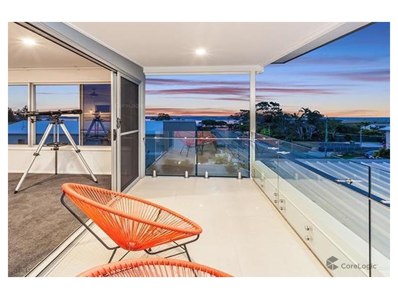 11 Fortune Street, Scarborough QLD 4020