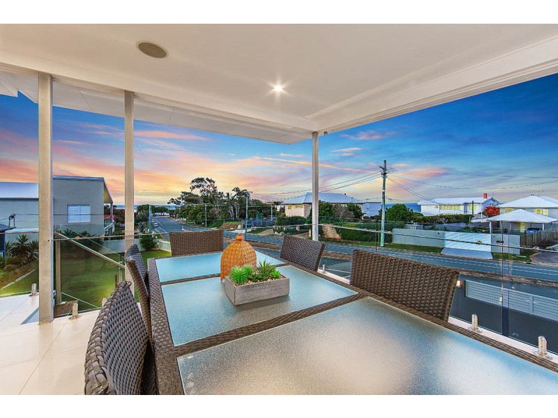 11 Fortune Street, Scarborough QLD 4020