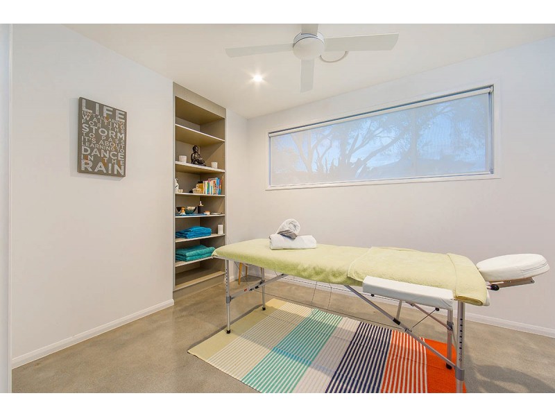 11 Fortune Street, Scarborough QLD 4020