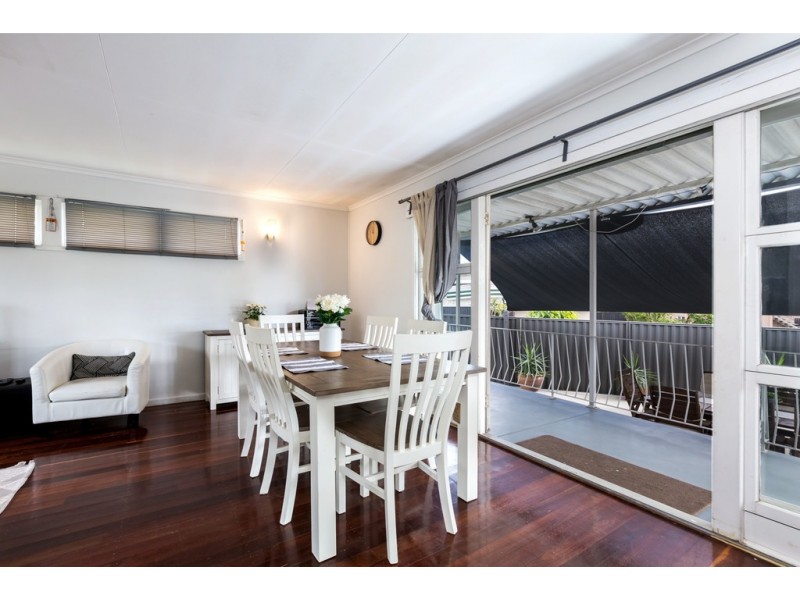 1 Kippa St, Kippa-ring QLD 4021