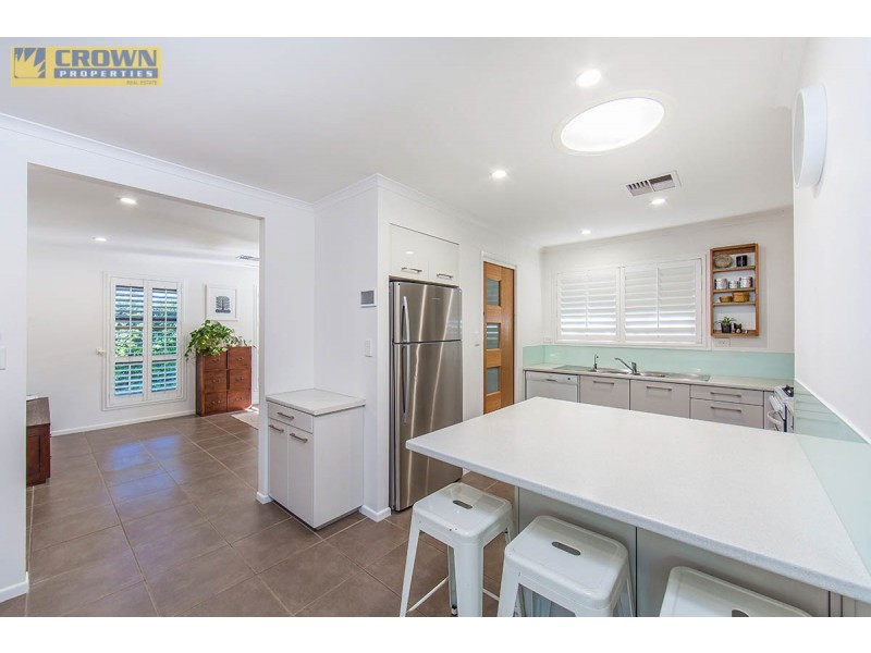 5 Matthew St, Scarborough QLD 4020