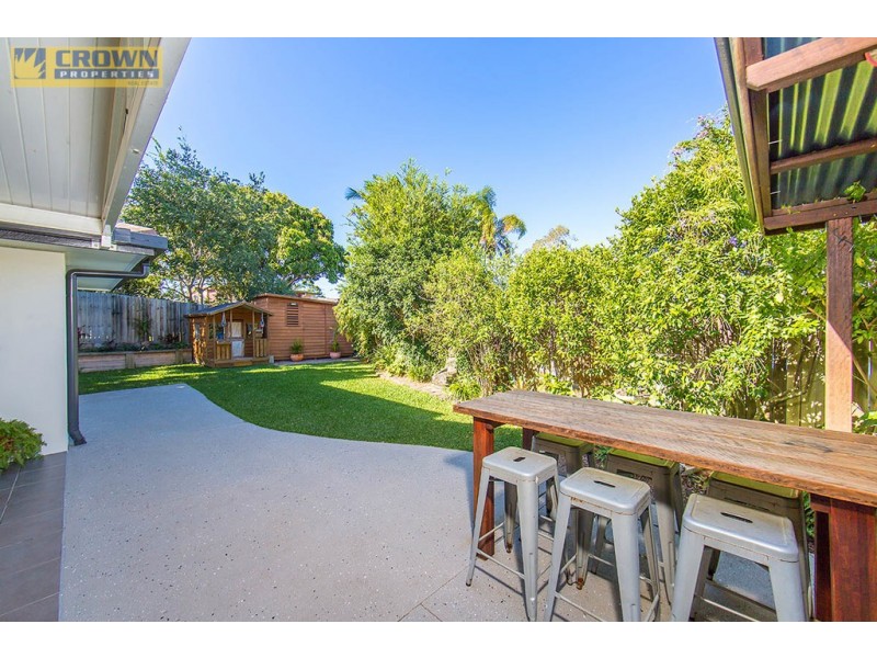 5 Matthew St, Scarborough QLD 4020