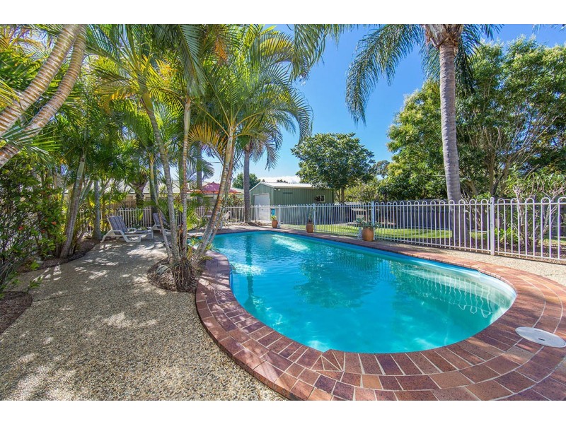 171 Ashmole Rd, Newport QLD 4020
