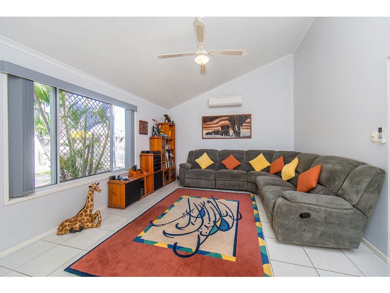 171 Ashmole Rd, Newport QLD 4020