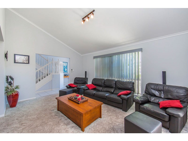 171 Ashmole Rd, Newport QLD 4020