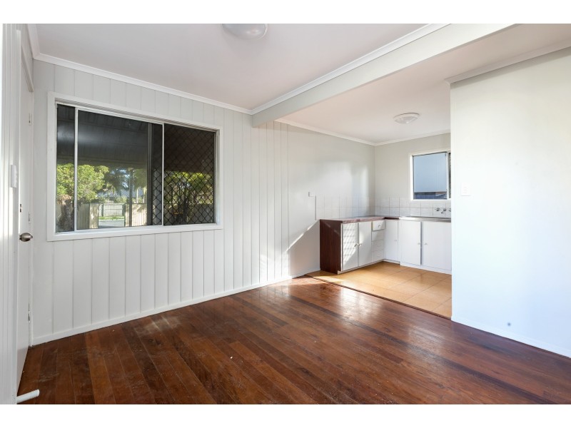 58 Sportsground Street, Redcliffe QLD 4020