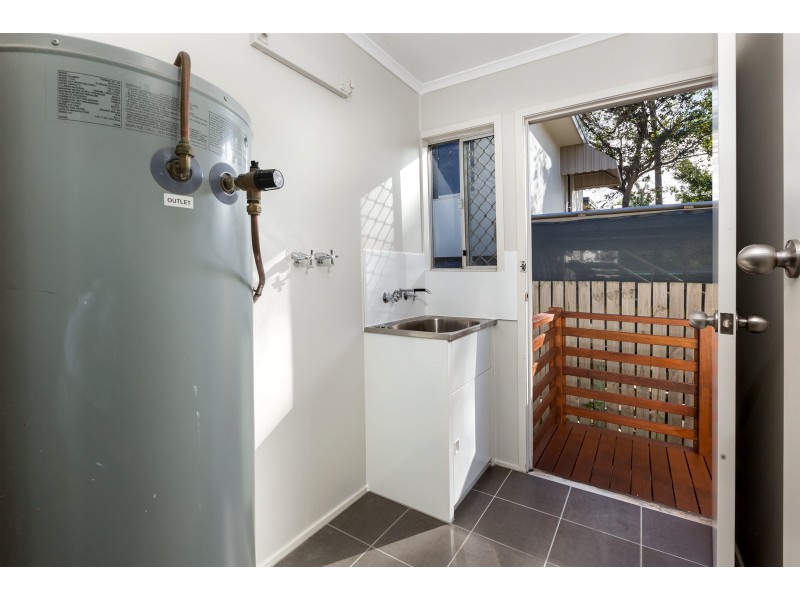 58 Sportsground Street, Redcliffe QLD 4020