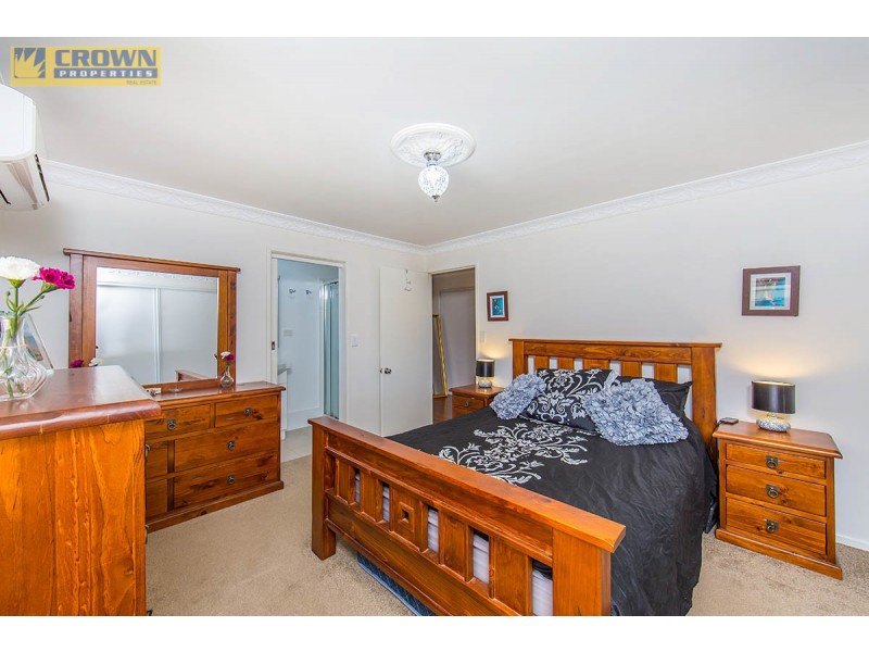 14 Houghton Ave, Redcliffe QLD 4020