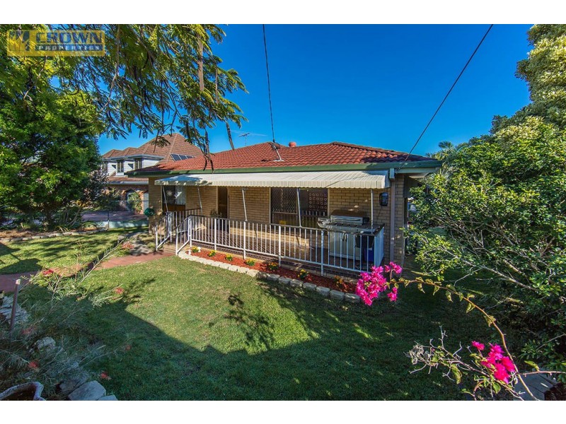 14 Houghton Ave, Redcliffe QLD 4020
