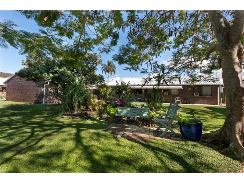 2/51 Ellen Street, Woody Point QLD 4019
