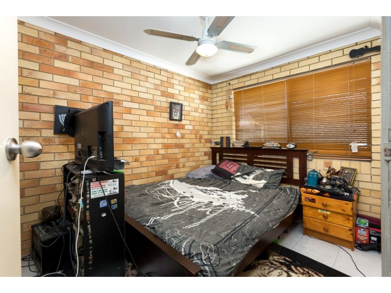 2/51 Ellen Street, Woody Point QLD 4019
