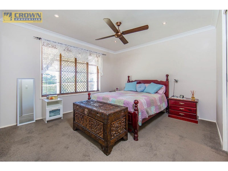 9 Toulouse Avenue, Petrie QLD 4502