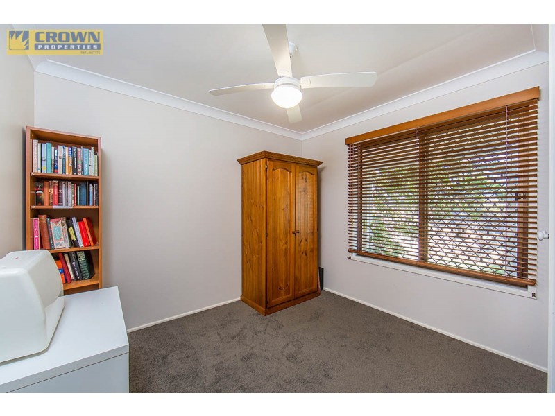 9 Toulouse Avenue, Petrie QLD 4502