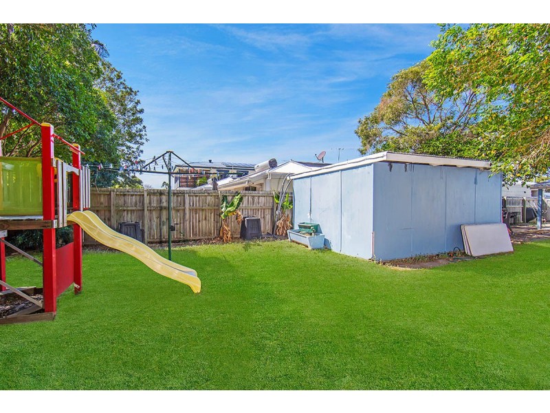 26 Chatham St, Margate QLD 4019