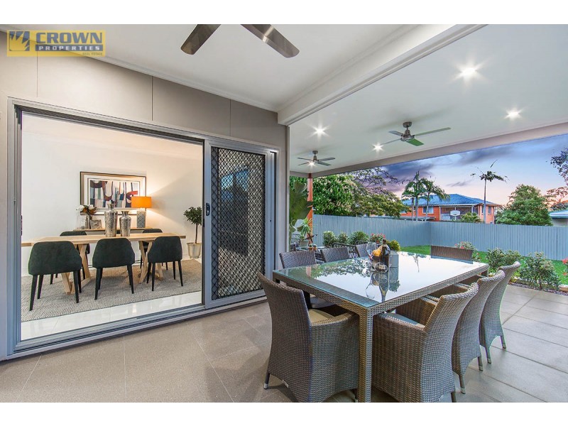 229 Scarborough Road, Scarborough QLD 4020