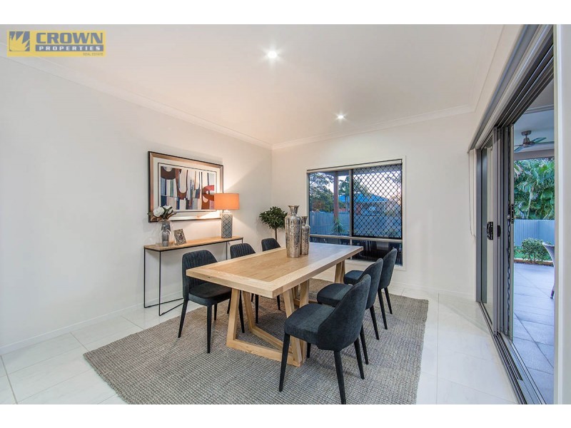 229 Scarborough Road, Scarborough QLD 4020