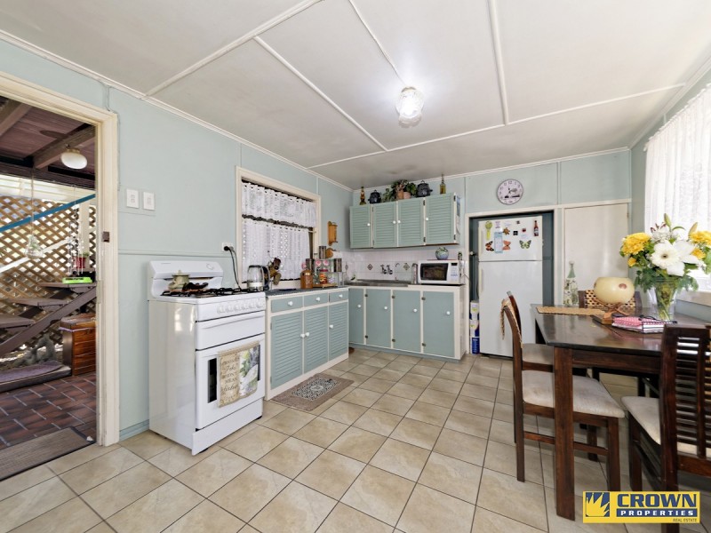 17 Alfred Street, Woody Point QLD 4019
