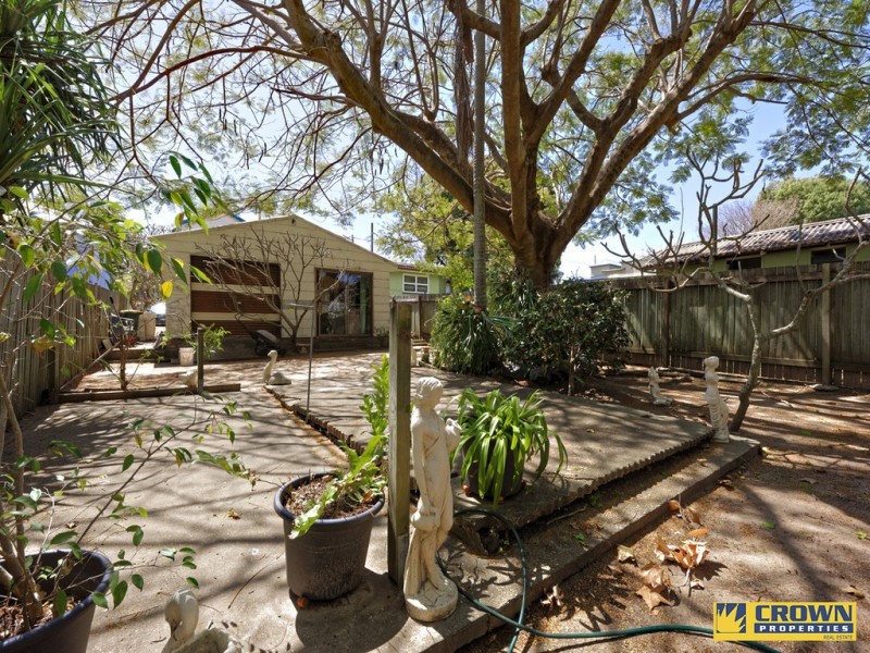 17 Alfred Street, Woody Point QLD 4019