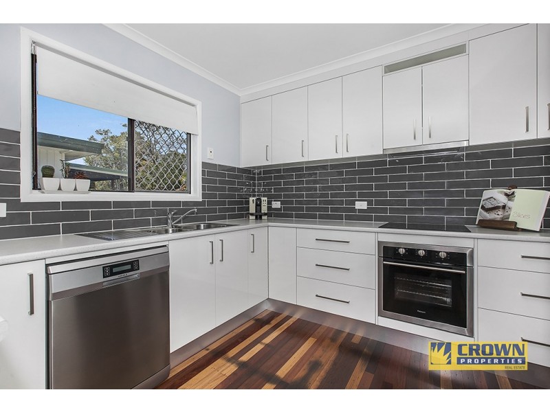 9 Wendy Crescent, Clontarf QLD 4019