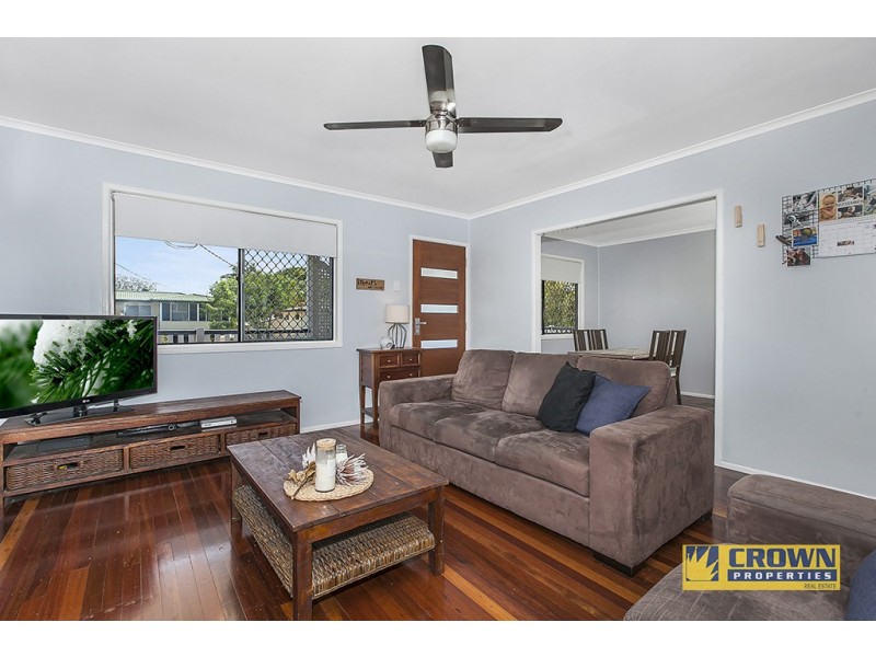 9 Wendy Crescent, Clontarf QLD 4019