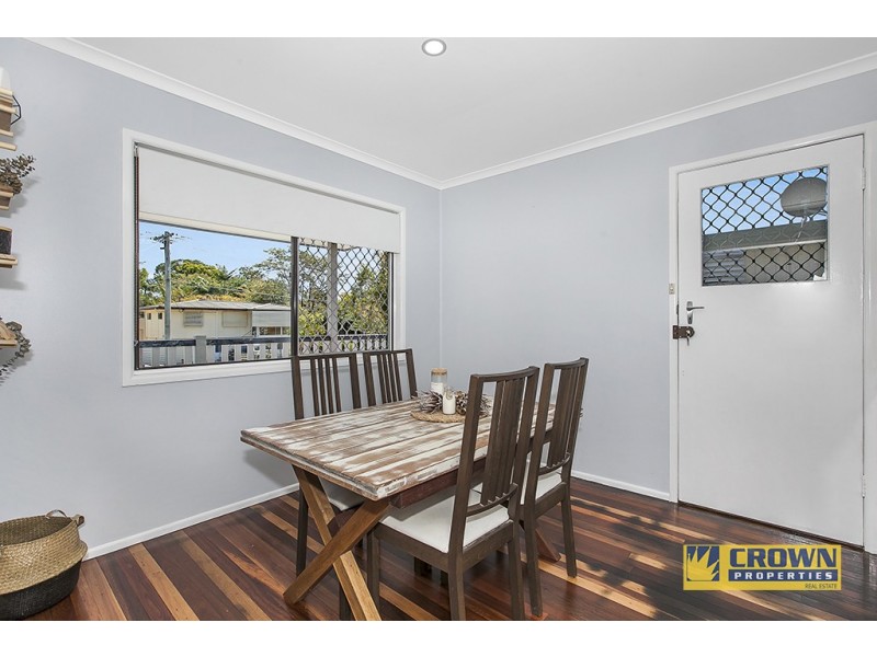 9 Wendy Crescent, Clontarf QLD 4019