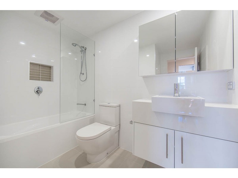 17/103 Sutton Street, Redcliffe QLD 4020