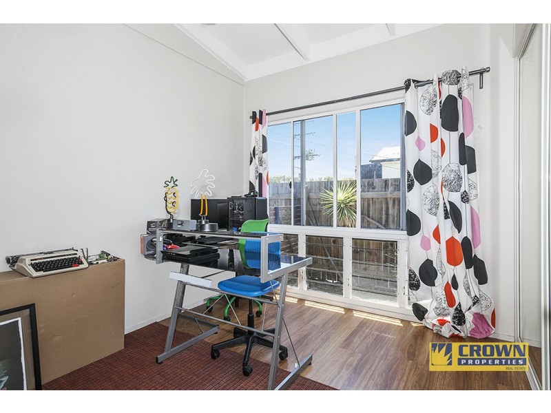 106 Dover Road, Redcliffe QLD 4020