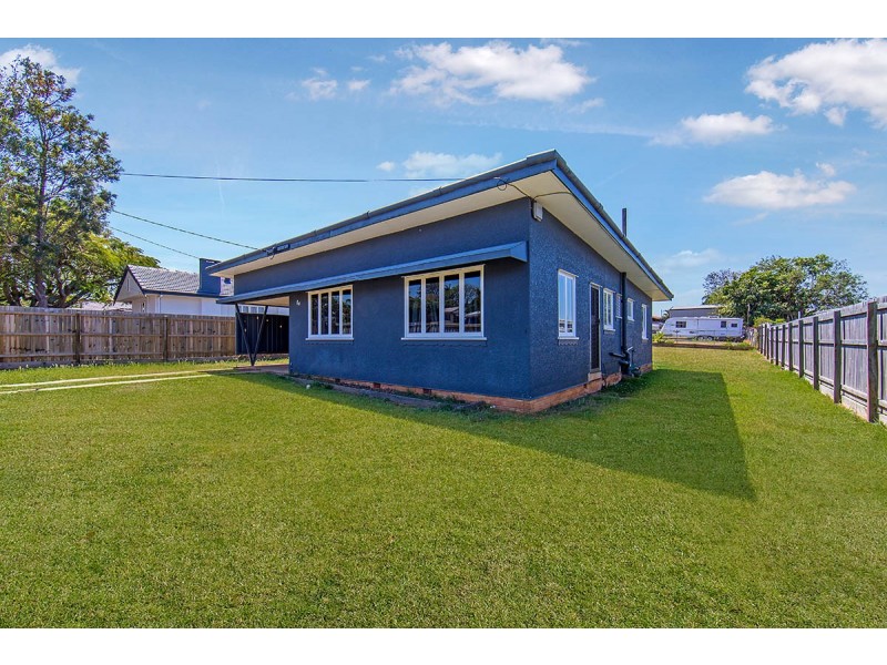 84 Maine Road, Clontarf QLD 4019