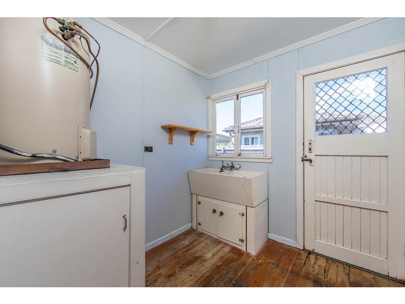 84 Maine Road, Clontarf QLD 4019