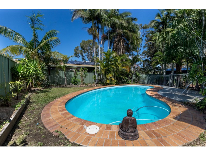 11 Pamrick Crescent, Clontarf QLD 4019