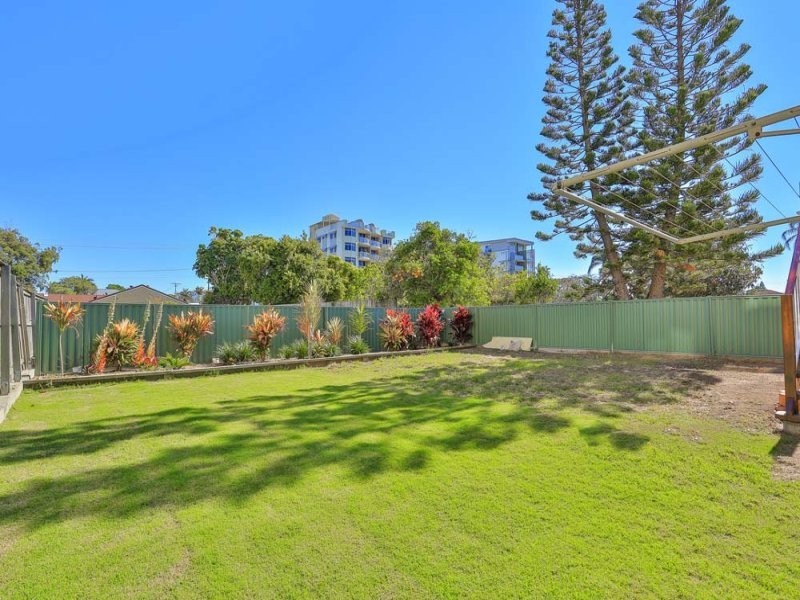 57 Marine Parade, Redcliffe QLD 4020