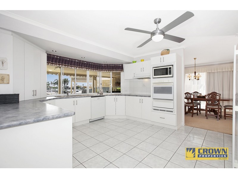 5 Sceptre Court, Newport QLD 4020