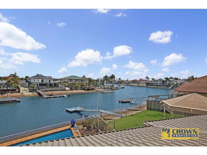 5 Sceptre Court, Newport QLD 4020