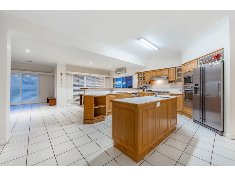 36 Constellation, Newport QLD 4020