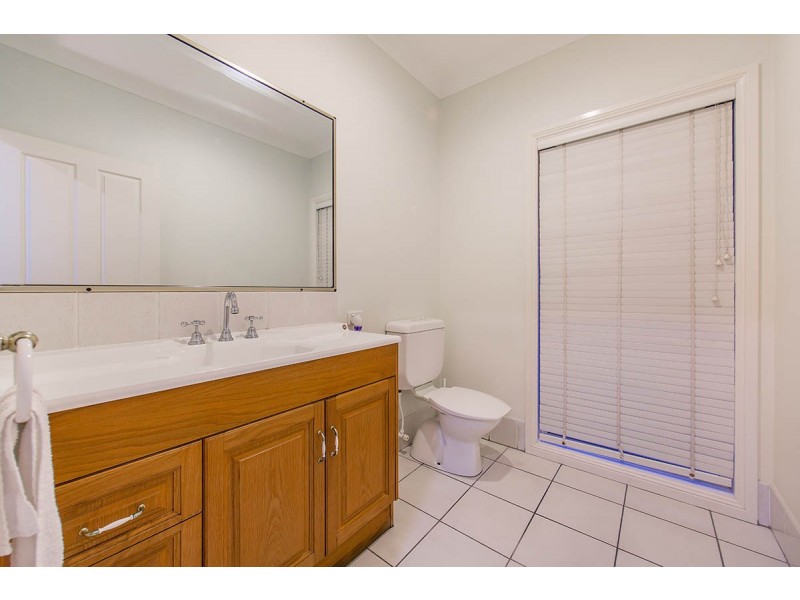 36 Constellation, Newport QLD 4020