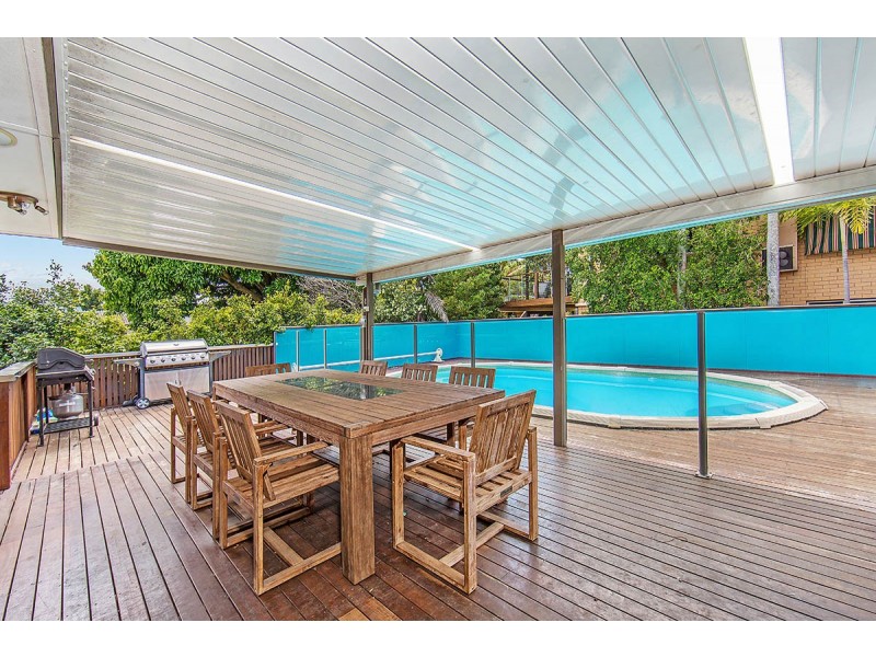 198 Scarborough Rd, Scarborough QLD 4020