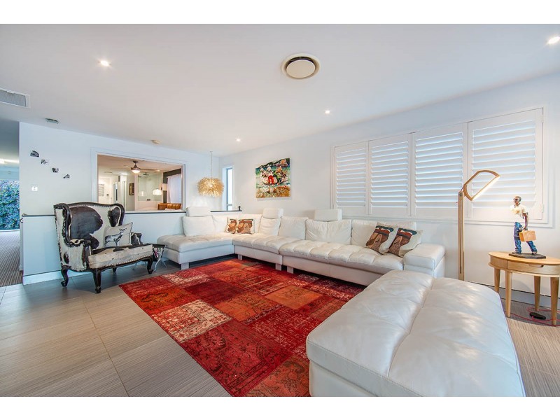 53 Flinders Parade, Scarborough QLD 4020