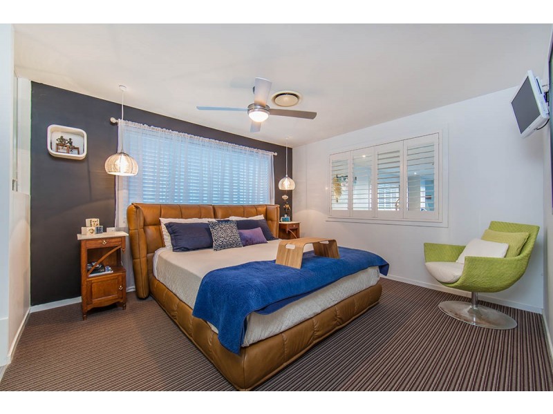 53 Flinders Parade, Scarborough QLD 4020