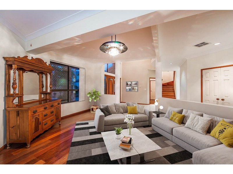 29 Enterprise Court, Newport QLD 4020