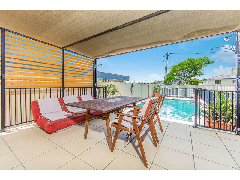 2 Ewan  Street, Margate QLD 4019
