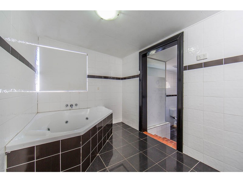 2 Ewan  Street, Margate QLD 4019