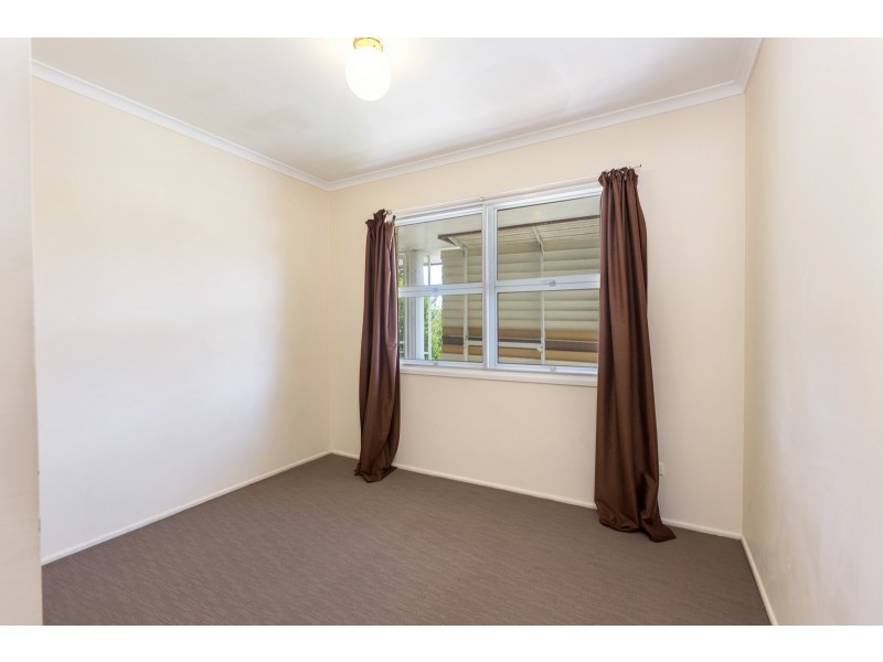 19 Thomas Street, Clontarf QLD 4019