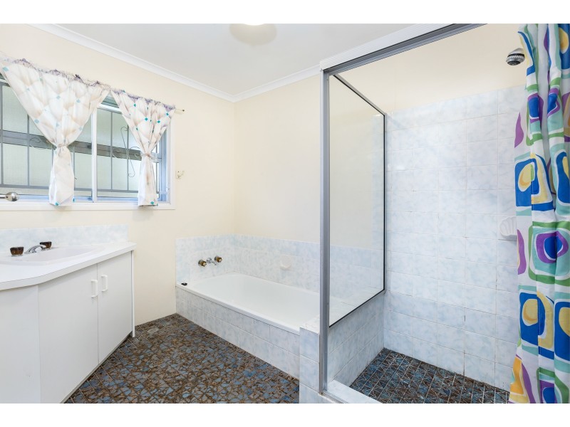 19 Thomas Street, Clontarf QLD 4019